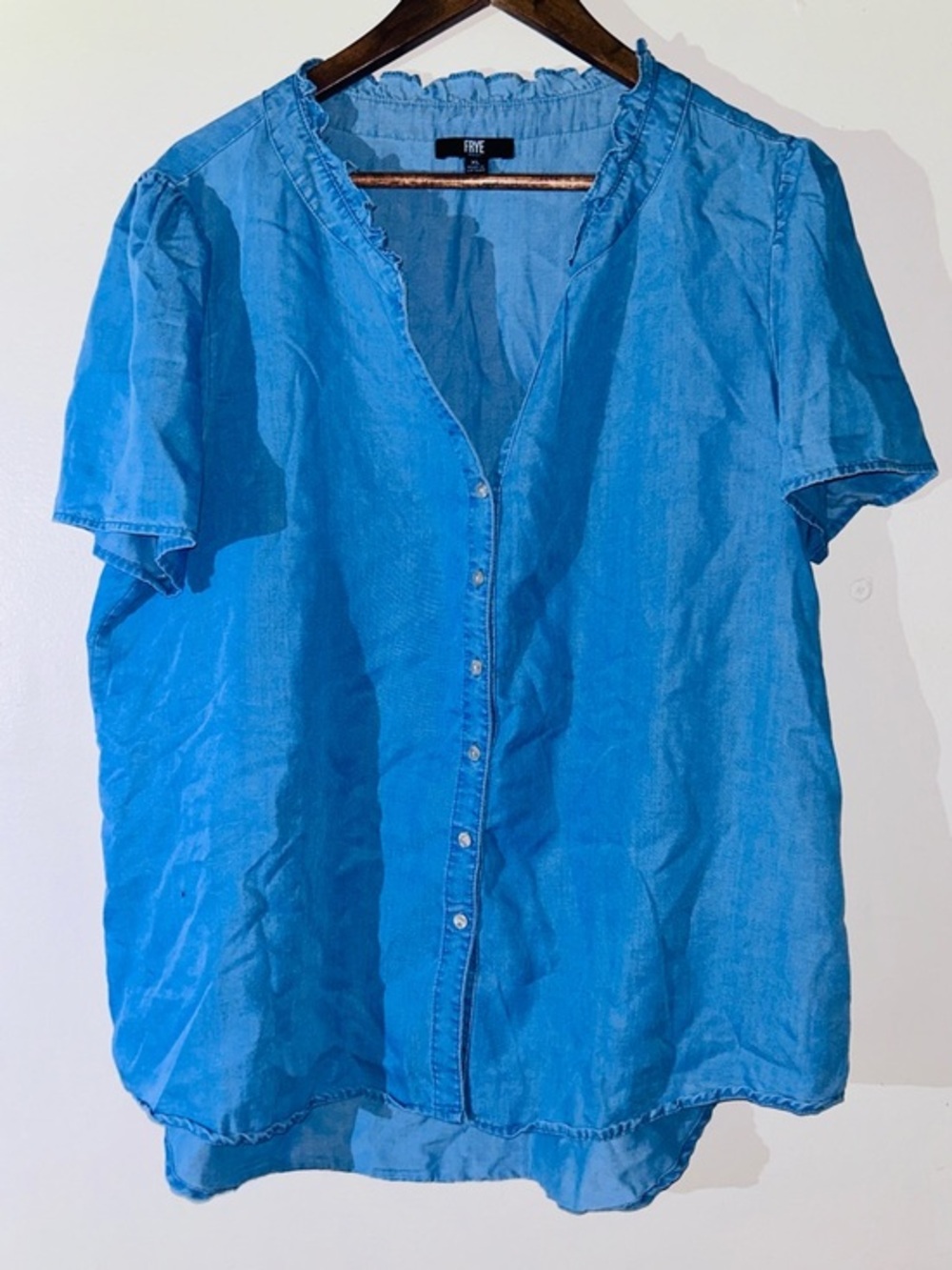 Frye Ruffled Collar Short Sleeve Button Down Top XL